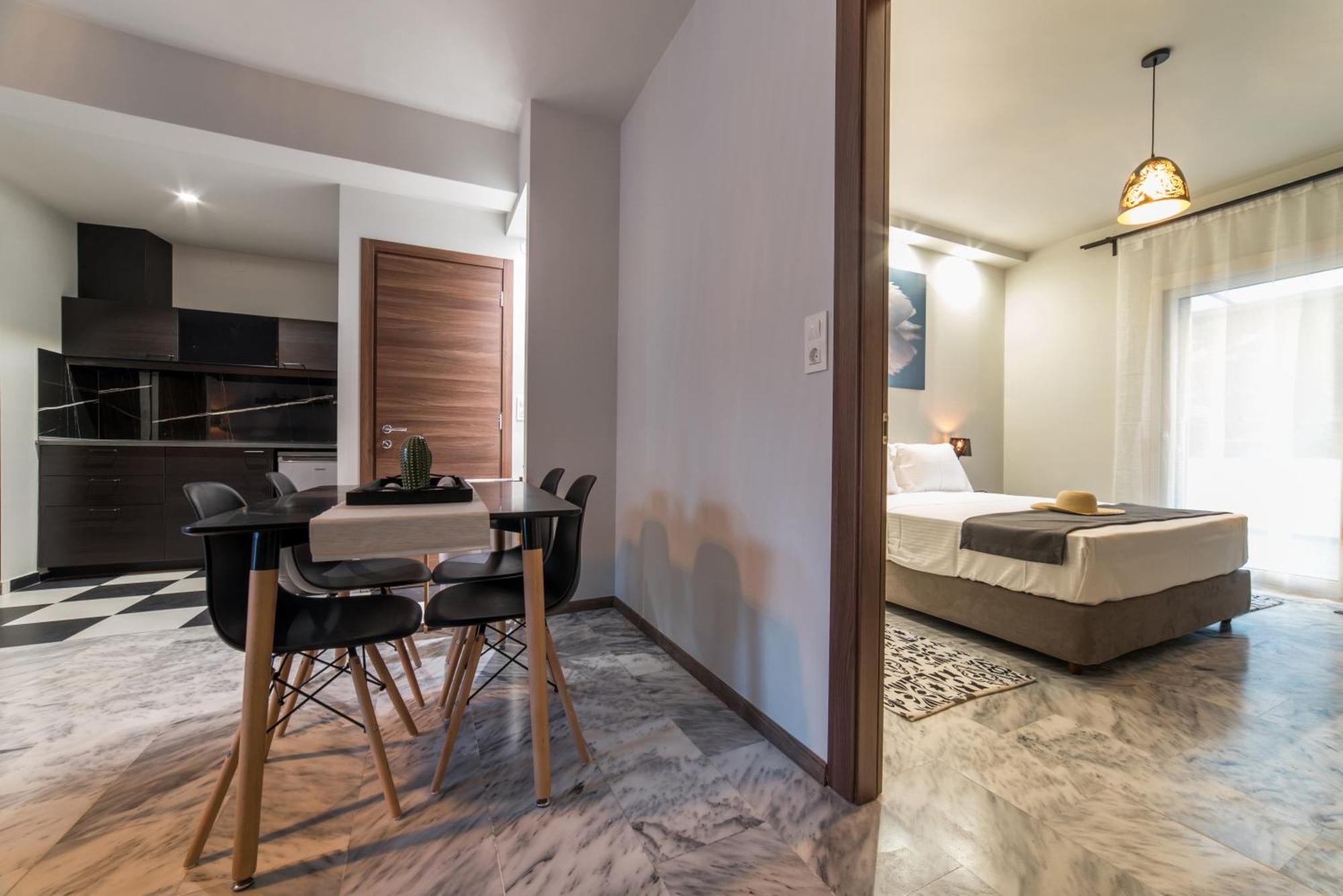Oinoelia Luxury Suites & Residence 포토스 외부 사진