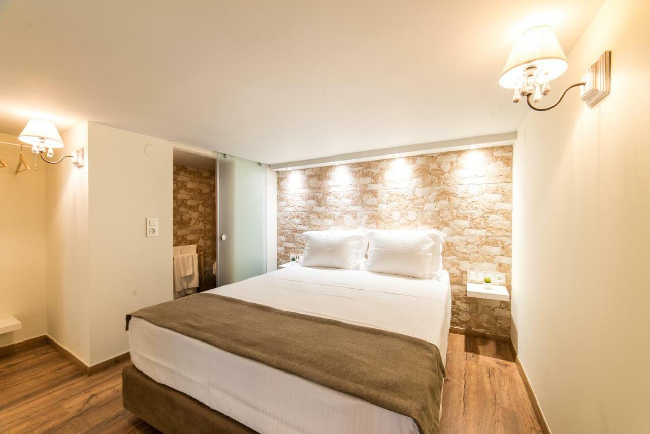 Oinoelia Luxury Suites & Residence 포토스 외부 사진