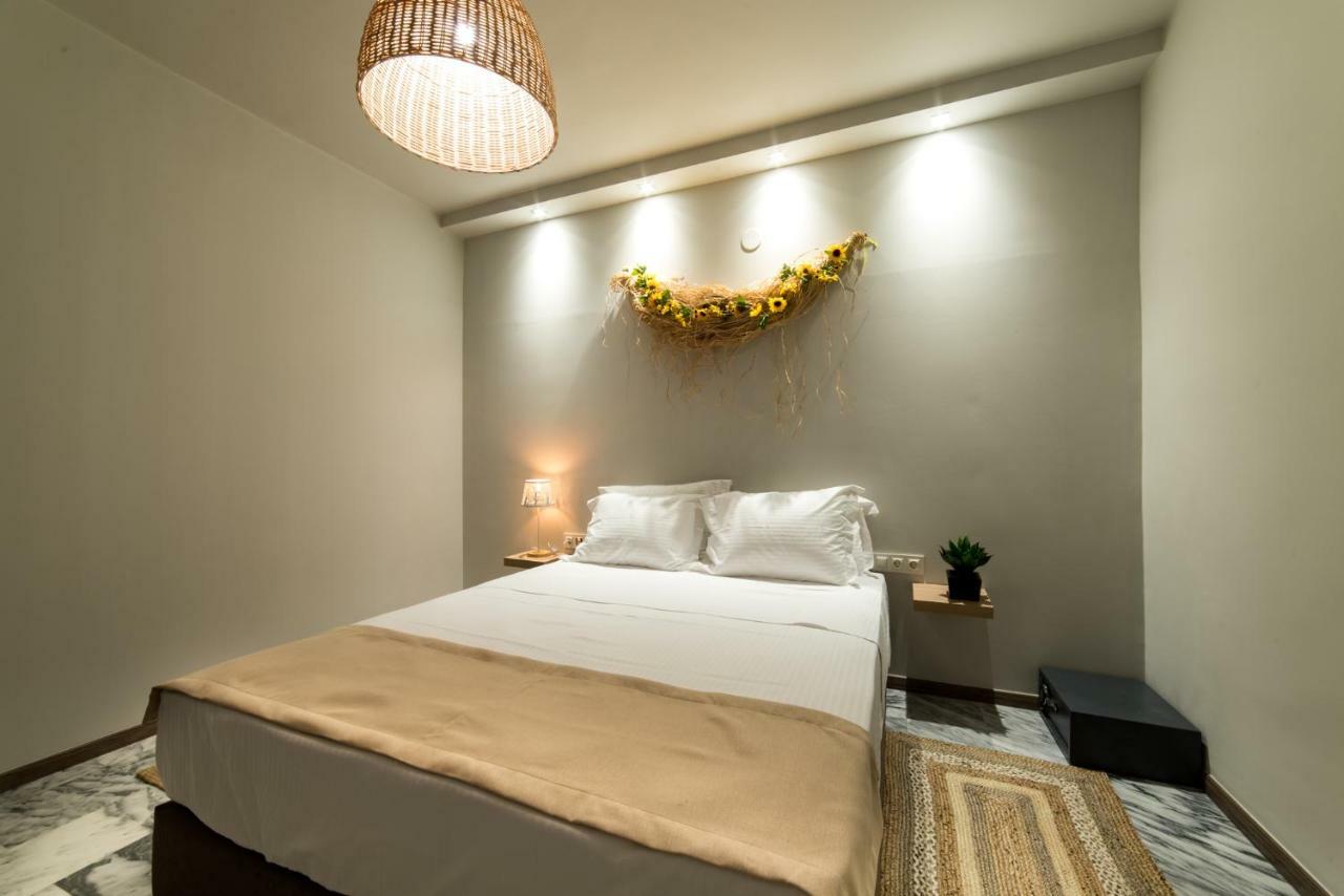 Oinoelia Luxury Suites & Residence 포토스 외부 사진