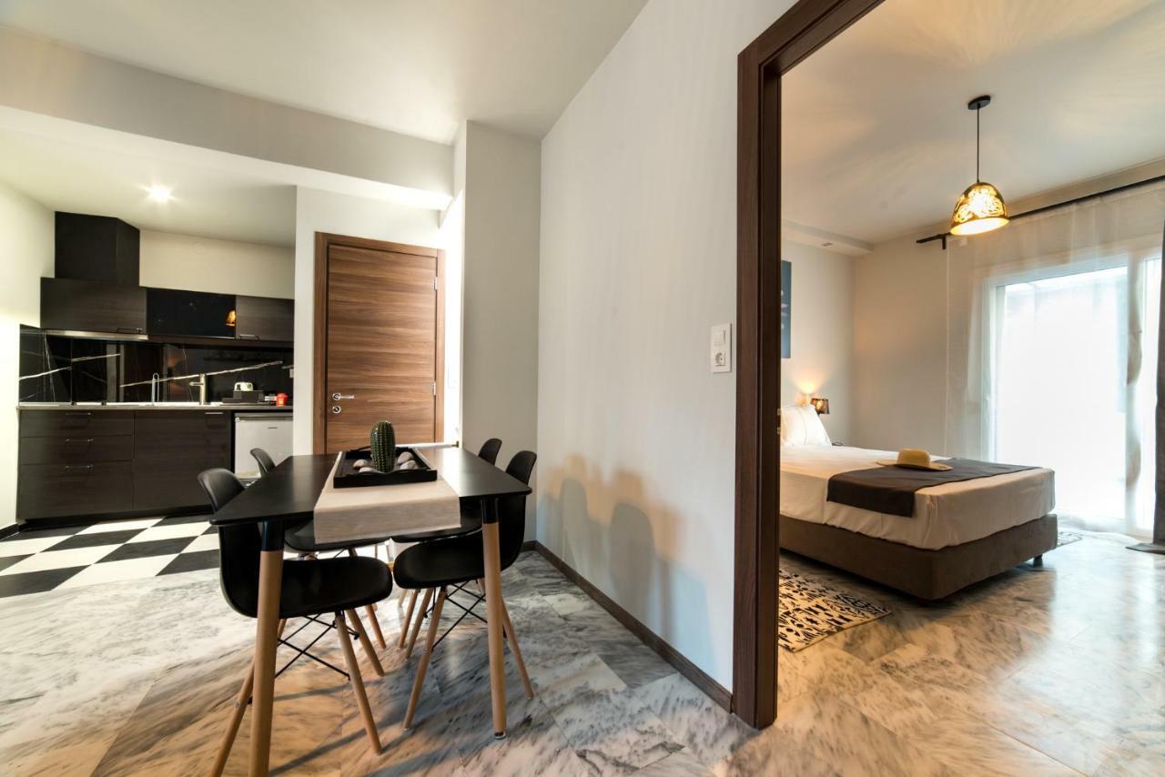 Oinoelia Luxury Suites & Residence 포토스 외부 사진