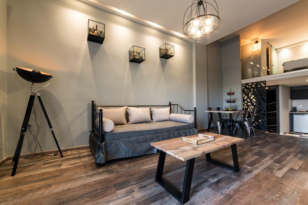 Oinoelia Luxury Suites & Residence 포토스 외부 사진