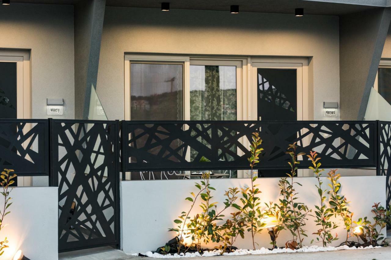 Oinoelia Luxury Suites & Residence 포토스 외부 사진