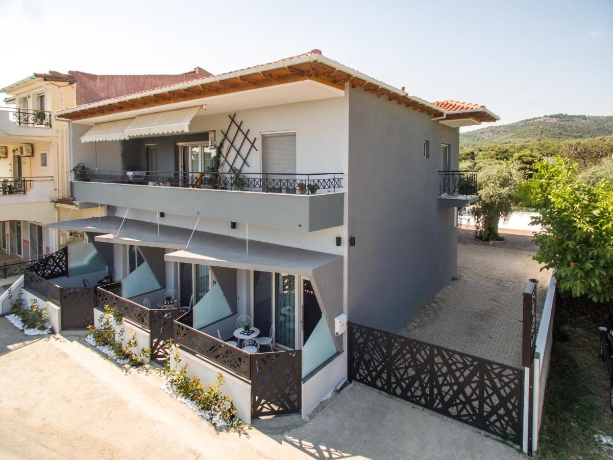Oinoelia Luxury Suites & Residence 포토스 외부 사진